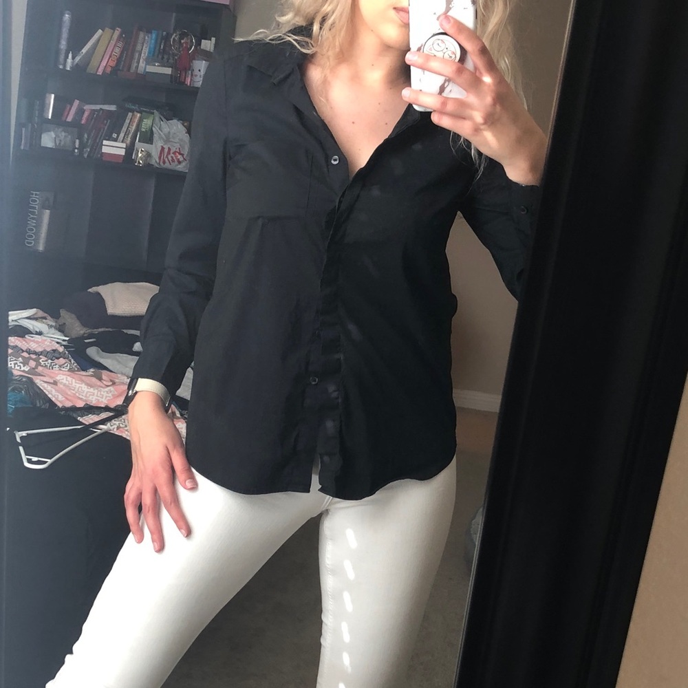 NWOT h&m black buttonup blouse